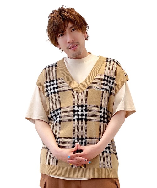EXIEEE(イグジー)の「チェックニットベスト(ベスト・レディース・グリーン/ブラック/ベージュ/ブルー・MEDIUM/LARGE/SMALL)」の3枚目の写真