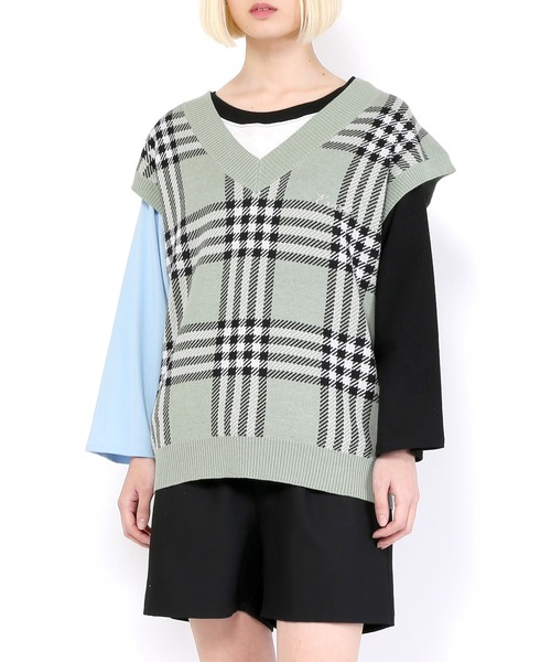 EXIEEE(イグジー)の「チェックニットベスト(ベスト・レディース・グリーン/ブラック/ベージュ/ブルー・MEDIUM/LARGE/SMALL)」の1枚目の写真