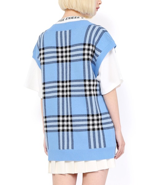 EXIEEE(イグジー)の「チェックニットベスト(ベスト・レディース・グリーン/ブラック/ベージュ/ブルー・MEDIUM/LARGE/SMALL)」の17枚目の写真