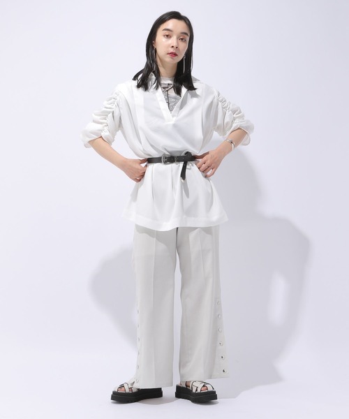 HARE（ハレ）の「ソデギャザーシャツ(HARE)（シャツ/ブラウス・レディース・ホワイト/ブラック・FREE）」の3枚目の写真