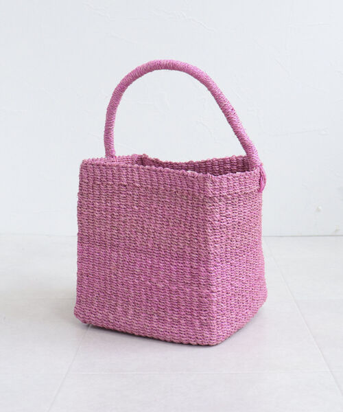 EARTH MADE(アースメイド)の「【EARTH MADE/アースメイド】ABACA SQUARE BAG(かごバッグ・レディース・ブルー/イエロー/グリーン/ピンク・FREE)」の5枚目の写真