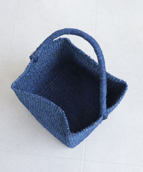 EARTH MADE(アースメイド)の「【EARTH MADE/アースメイド】ABACA SQUARE BAG(かごバッグ・レディース・ブルー/イエロー/グリーン/ピンク・FREE)」の18枚目の写真