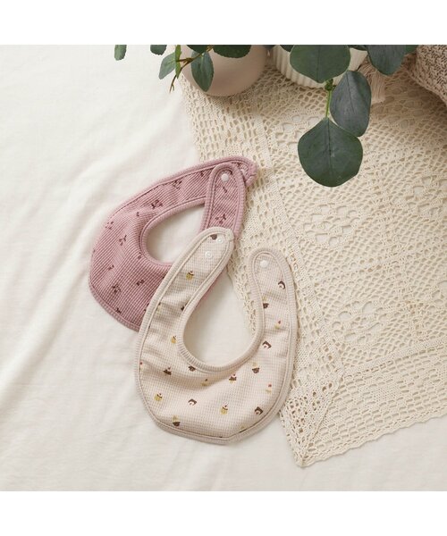 apres les cours（アプレレクール）の「スイーツ・さくらんぼ柄スタイ（スタイ/よだれかけ・キッズ・ピンク/キナリ・90）」の9枚目の写真