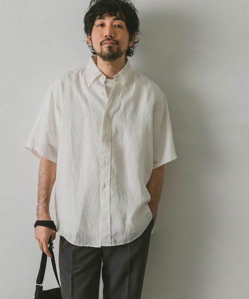 URBAN RESEARCH DOORS(アーバンリサーチドアーズ)の「リネンボタンダウンシャツ(シャツ/ブラウス・メンズ・ブルー/グリーン/ネイビー/オフホワイト・MEDIUM/LARGE)」の2枚目の写真