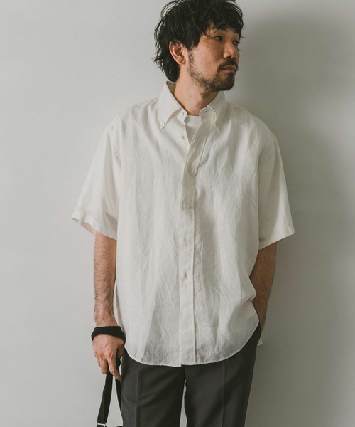 URBAN RESEARCH DOORS(アーバンリサーチドアーズ)の「リネンボタンダウンシャツ(シャツ/ブラウス・メンズ・ブルー/グリーン/ネイビー/オフホワイト・MEDIUM/LARGE)」の7枚目の写真