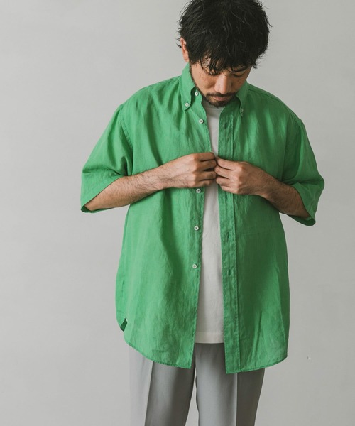 URBAN RESEARCH DOORS(アーバンリサーチドアーズ)の「リネンボタンダウンシャツ(シャツ/ブラウス・メンズ・ブルー/グリーン/ネイビー/オフホワイト・MEDIUM/LARGE)」の15枚目の写真