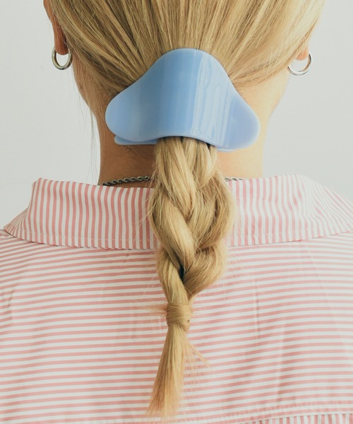 GOLDY（ゴールディ）の「ニュアンス トライアングル アセチ ヘアー クリップ（バレッタ/ヘアクリップ・レディース・ライトブルー/ブラウン/イエロー/アイボリー/グレー/グリーン・FREE）」の5枚目の写真