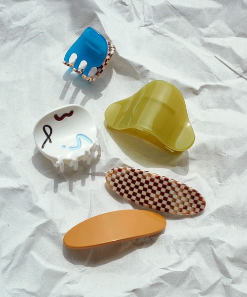 GOLDY（ゴールディ）の「ニュアンス トライアングル アセチ ヘアー クリップ（バレッタ/ヘアクリップ・レディース・ライトブルー/ブラウン/イエロー/アイボリー/グレー/グリーン・FREE）」の22枚目の写真