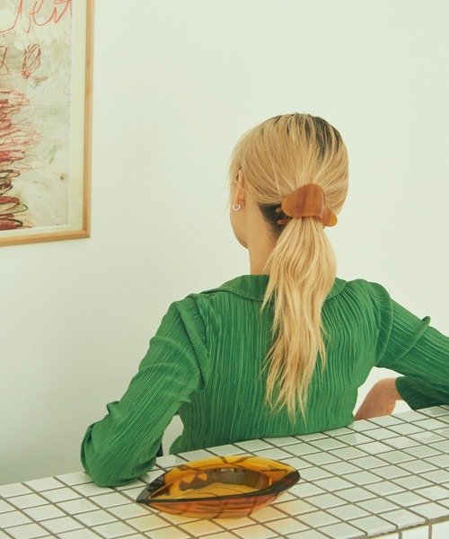 GOLDY（ゴールディ）の「ニュアンス トライアングル アセチ ヘアー クリップ（バレッタ/ヘアクリップ・レディース・ライトブルー/ブラウン/イエロー/アイボリー/グレー/グリーン・FREE）」の16枚目の写真