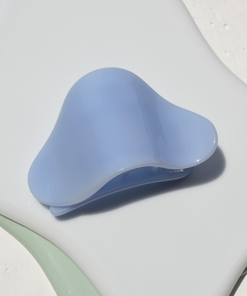 GOLDY（ゴールディ）の「ニュアンス トライアングル アセチ ヘアー クリップ（バレッタ/ヘアクリップ・レディース・ライトブルー/ブラウン/イエロー/アイボリー/グレー/グリーン・FREE）」の17枚目の写真