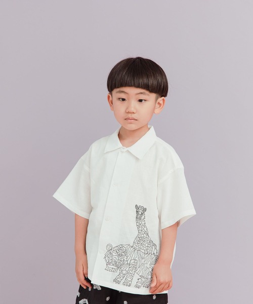 LOWRYS FARM(ローリーズファーム)の「YUMASUDA刺繍シャツ 126915(シャツ/ブラウス・キッズ・オフホワイト/ブラウン・110cm/120cm/130cm/140cm/150cm)」の1枚目の写真