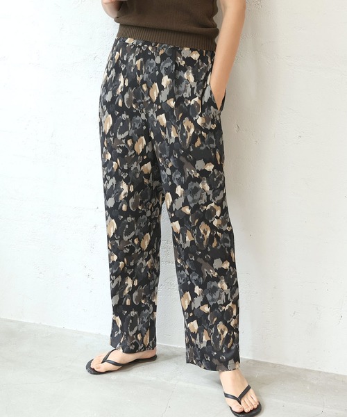 coca(coca)(コカ)の「エスニック柄テーパードリラックスパンツ(その他パンツ・レディース・その他・M/L)」の1枚目の写真