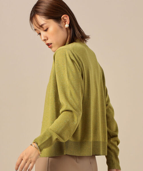 NOLLEY’S Sophi(ノーリーズソフィ)の「《手洗い可能》ラメVネックカーディガン(カーディガン/ボレロ・レディース・ライトグリーン/ブラウン/ベージュ/ブラック・36/38)」の9枚目の写真