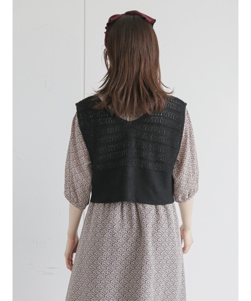 ehka sopo（エヘカソポ）の「透かし編み前開きベスト（ベスト・レディース・キナリ/マスタード/キャメル/ブラック・ﾌﾘ-）」の20枚目の写真
