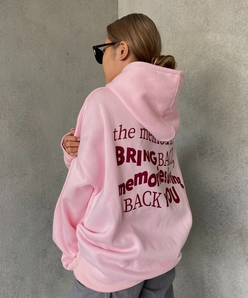 SHAGGIE(シャギー)の「バックメッセージプリントオーバー裏起毛パーカー(パーカー・レディース・グレー/ブルー/ピンク・FREE)」の14枚目の写真