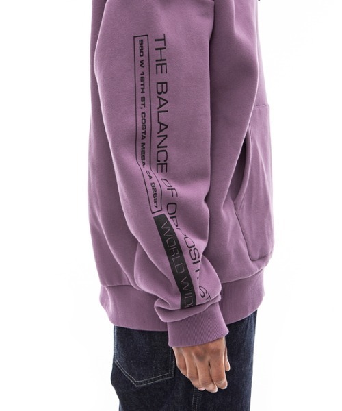 RVCA(ルーカ)の「RVCA メンズ WHITE NOISE HOODIE パーカー【2022年秋冬モデル】/ルーカプルオーバーパーカー(パーカー・メンズ・ベージュ/パープル/ブラック・MEDIUM/SMALL/LARGE)」の13枚目の写真