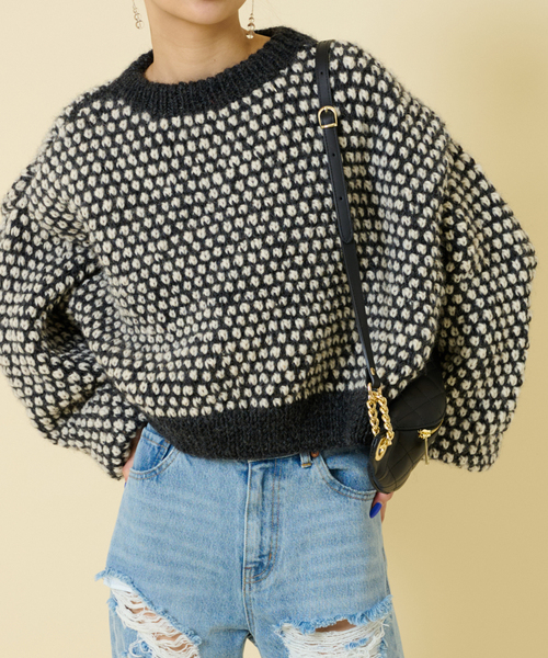 U by SPICK&SPAN SELECT(ユーバイスピックアンドスパンセレクト)の「【NEPAL HAND KNIT/ネパールハンドニット】別注 クロップド プルオーバー(ニット/セーター・レディース・ホワイト/ブラック系その他・FREE)」の3枚目の写真