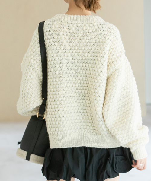 U by SPICK&SPAN SELECT(ユーバイスピックアンドスパンセレクト)の「【NEPAL HAND KNIT/ネパールハンドニット】別注 クロップド プルオーバー(ニット/セーター・レディース・ホワイト/ブラック系その他・FREE)」の11枚目の写真