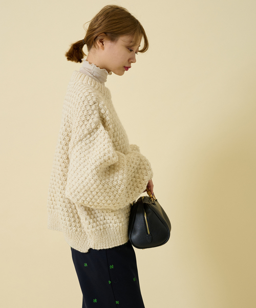 U by SPICK&SPAN SELECT(ユーバイスピックアンドスパンセレクト)の「【NEPAL HAND KNIT/ネパールハンドニット】別注 クロップド プルオーバー(ニット/セーター・レディース・ホワイト/ブラック系その他・FREE)」の18枚目の写真