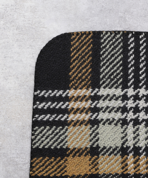 JOURNAL STANDARD（ジャーナルスタンダード）の「Wool Roving ビッグチェックストール（ストール/ショール・メンズ・ブラック/カーキ・FREE）」の8枚目の写真