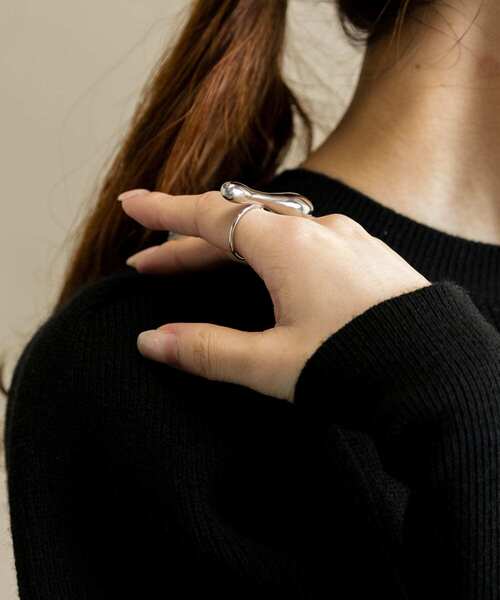 SMELLY（スメリー）の「ニュアンスメタルバーリング（リング・レディース・シルバー・-）」の2枚目の写真