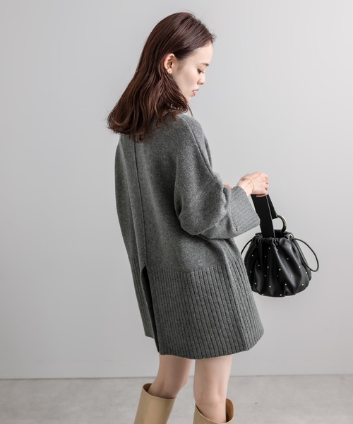 mystic（ミスティック）の「BACKスリットタートルニット（ニット/セーター・レディース・オフホワイト/ブルー/チャコールグレー/オレンジ・FREE）」の10枚目の写真