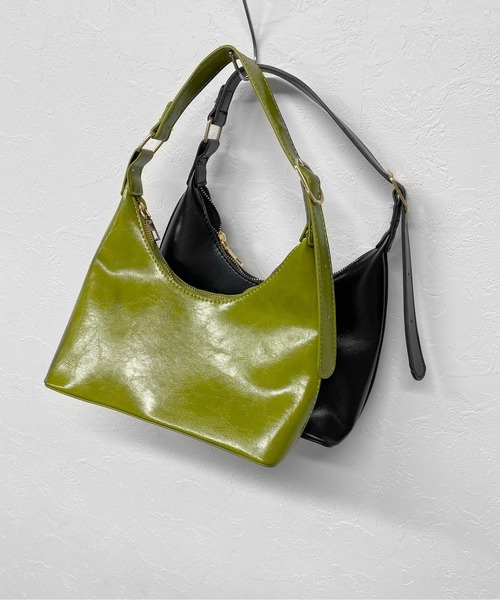 LVEU.（ラブユ.）の「【ZOZOTOWN限定】Enamel hand bag / エナメルハンドバッグ（ハンドバッグ・レディース・ライトグリーン/ブラック・FREE）」の3枚目の写真