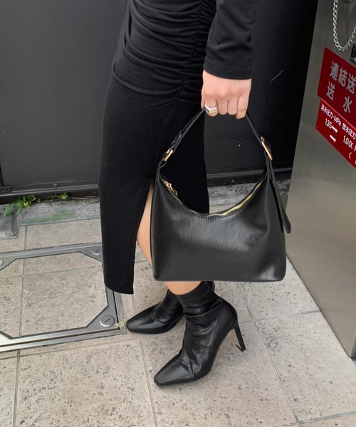LVEU.（ラブユ.）の「【ZOZOTOWN限定】Enamel hand bag / エナメルハンドバッグ（ハンドバッグ・レディース・ライトグリーン/ブラック・FREE）」の12枚目の写真