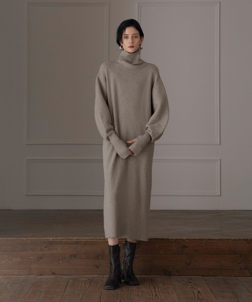 MIELI INVARIANT（ミエリインヴァリアント）の「Turtle Eco Knit Onepiece（ワンピース・レディース・アイボリー/グレー系その他/ブラック・FREE）」の8枚目の写真