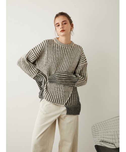 LA PEAU DE GEM（ラポドゥジェム）の「【LA PEAU DE GEM】プレーティングリブニット（ニット/セーター・レディース・ネイビー/グレー・FREE）」の21枚目の写真