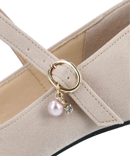 ASBee（アスビー）の「METAL ROUGE メタルルージュ レディース パール調ビジューストラップパンプス 507（パンプス・レディース・ベージュ/ブラック/ワインレッド・22.5cm/22.0cm/25.0cm/23.0cm/23.5cm/24.5cm/24.0cm）」の18枚目の写真