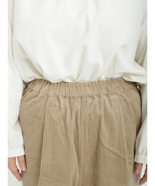 Samansa Mos2(サマンサ モスモス)の「太コーデュロイテーパードパンツ(その他パンツ・レディース・オフホワイト/グレー/ベージュ/オレンジ/グリーン・フリ-)」の15枚目の写真