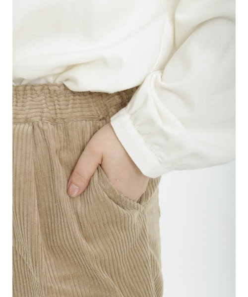 Samansa Mos2(サマンサ モスモス)の「太コーデュロイテーパードパンツ(その他パンツ・レディース・オフホワイト/グレー/ベージュ/オレンジ/グリーン・フリ-)」の16枚目の写真