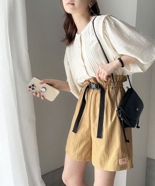 Java（ジャバ）の「《JaVa ジャバコラボ》大人のミニ。バックルベルトショートパンツ（その他パンツ・レディース・ベージュ系その他/モカ/ブラック・LARGE/MEDIUM/SMALL/X-LARGE）」の4枚目の写真