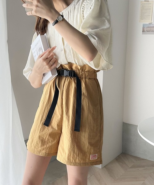 Java（ジャバ）の「《JaVa ジャバコラボ》大人のミニ。バックルベルトショートパンツ（その他パンツ・レディース・ベージュ系その他/モカ/ブラック・LARGE/MEDIUM/SMALL/X-LARGE）」の6枚目の写真