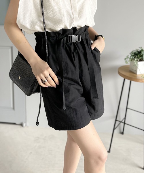 Java（ジャバ）の「《JaVa ジャバコラボ》大人のミニ。バックルベルトショートパンツ（その他パンツ・レディース・ベージュ系その他/モカ/ブラック・LARGE/MEDIUM/SMALL/X-LARGE）」の7枚目の写真