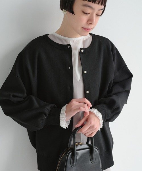 PUAL CE CIN(ピュアルセシン)の「袖口レースブラウス(シャツ/ブラウス・レディース・ブラック/オフホワイト・FREE)」の7枚目の写真