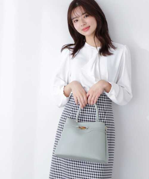 PROPORTION BODY DRESSING（プロポーションボディドレッシング）の「ラッフルボウタイブラウス / 1213110303（シャツ/ブラウス・レディース・ダークグレー/ホワイト/グレー・SMALL/MEDIUM）」の2枚目の写真