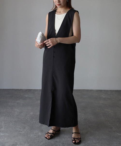 Riberry（リベリー）の「前後2WAY ロングジャンパースカート（ジャンパースカート・レディース・ブラック/グレイッシュベージュ・MEDIUM）」の20枚目の写真