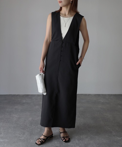 Riberry（リベリー）の「前後2WAY ロングジャンパースカート（ジャンパースカート・レディース・ブラック/グレイッシュベージュ・MEDIUM）」の21枚目の写真