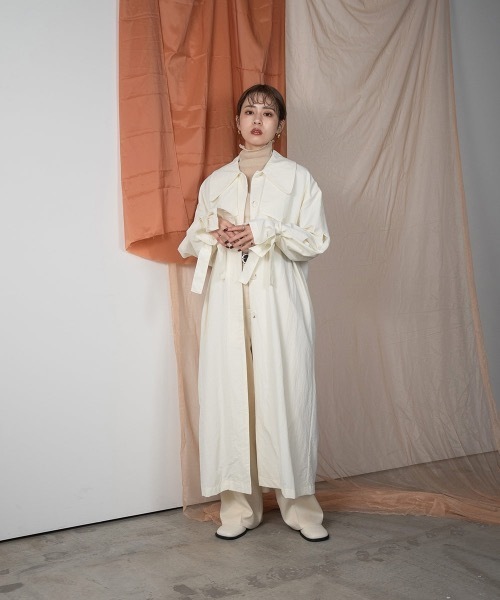 Amiur(エミレ)の「round collar tuck sleeve trench coat(トレンチコート・レディース・ベージュ/アイボリー/ミント・FREE)」の10枚目の写真
