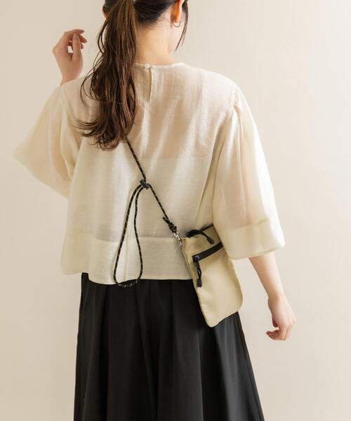 SMELLY（スメリー）の「ハッスイジップサコッシュ（ショルダーバッグ・レディース・アイボリー/ブラック/ベージュ・-）」の14枚目の写真