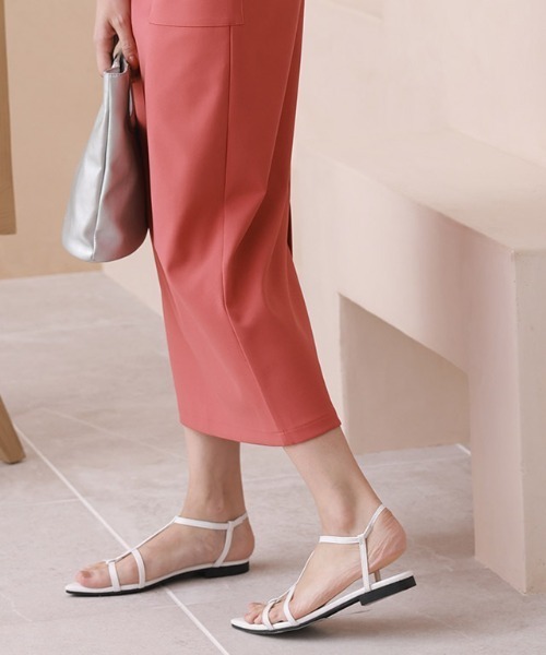 ストラップフラットサンダル