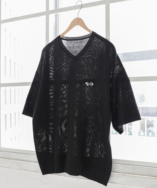 PENNEYS（ぺニーズ）の「PENNEYS（ぺニーズ）別注　The　FOX　ニットTシャツ（WEB限定カラー）（Tシャツ/カットソー・メンズ・パープル/オフホワイト/ブラック/ダークグリーン/ダークブラウン・L/S/M/XL）」の3枚目の写真