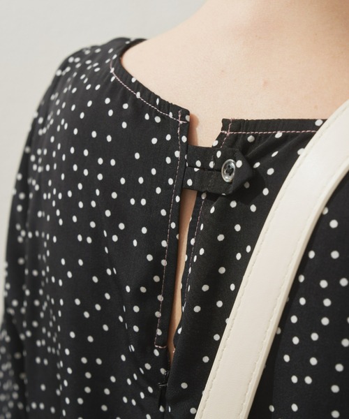 Unitage(ユニテージ)の「ワイドシルエットオールインワン(サロペット/オーバーオール・レディース・ネイビー/ブラック・FREE)」の11枚目の写真