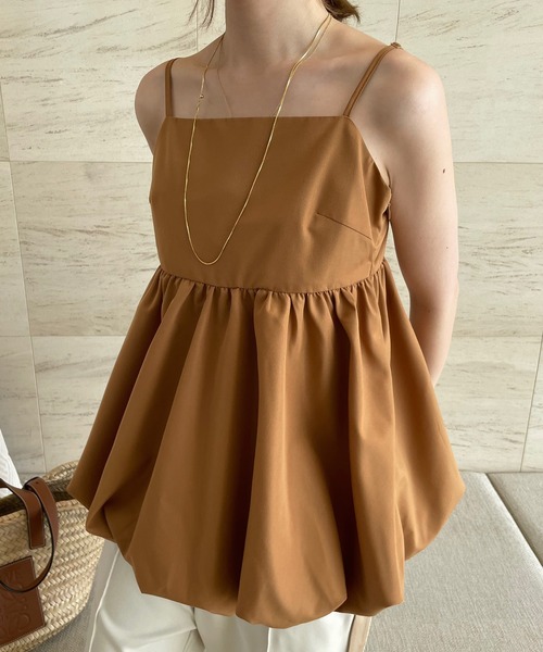 JUNOAH（ジュノア）の「バックオープンバルーンキャミソール（キャミソール・レディース・キャメル/ホワイト/ブラック・MEDIUM/LARGE/X-LARGE）」の18枚目の写真