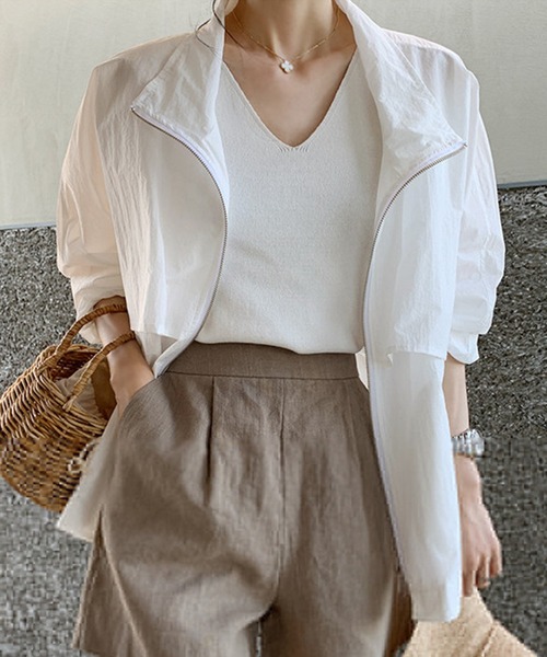 DAY CLOSET(デイ クローゼット)の「レディース 2WAYライトアウター(マウンテンパーカー・レディース・ホワイト/ブラック/ネイビー/ベージュ/カーキ・ONE SIZE)」の2枚目の写真
