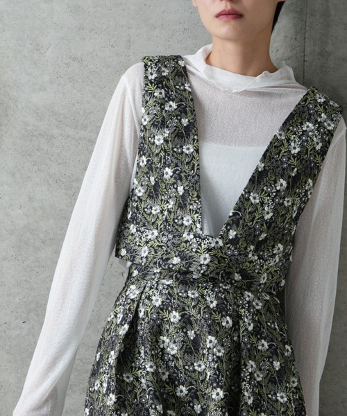 新品　chignon シニヨンアイボリー刺繍ビスチェ 楽天市場】【31日までP10倍】【SALE／20％OFF】CHIGNON シニヨン