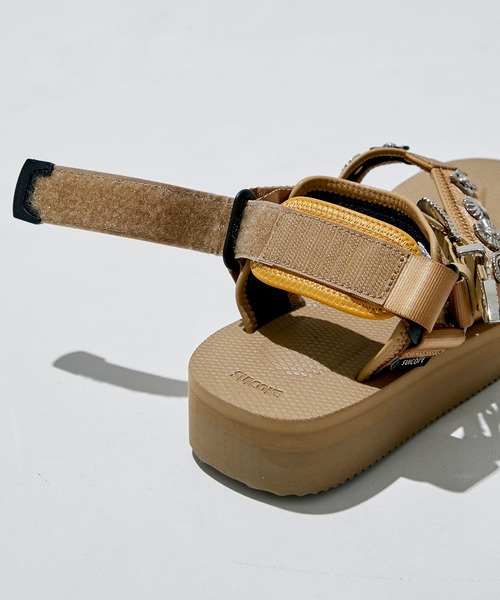 TOGA（トーガ）の「【TOGA×SUICOKE/トーガ×スイコック】TONO/トングサンダル（サンダル・レディース・ブラック/ベージュ・23cm/24cm/25cm）」の22枚目の写真