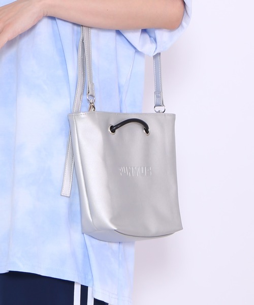 PUNYUS（プニュズ）の「ショッパー型ショルダーバッグ（ショルダーバッグ・レディース・ピンク/ブラック/シルバー・FREE）」の3枚目の写真